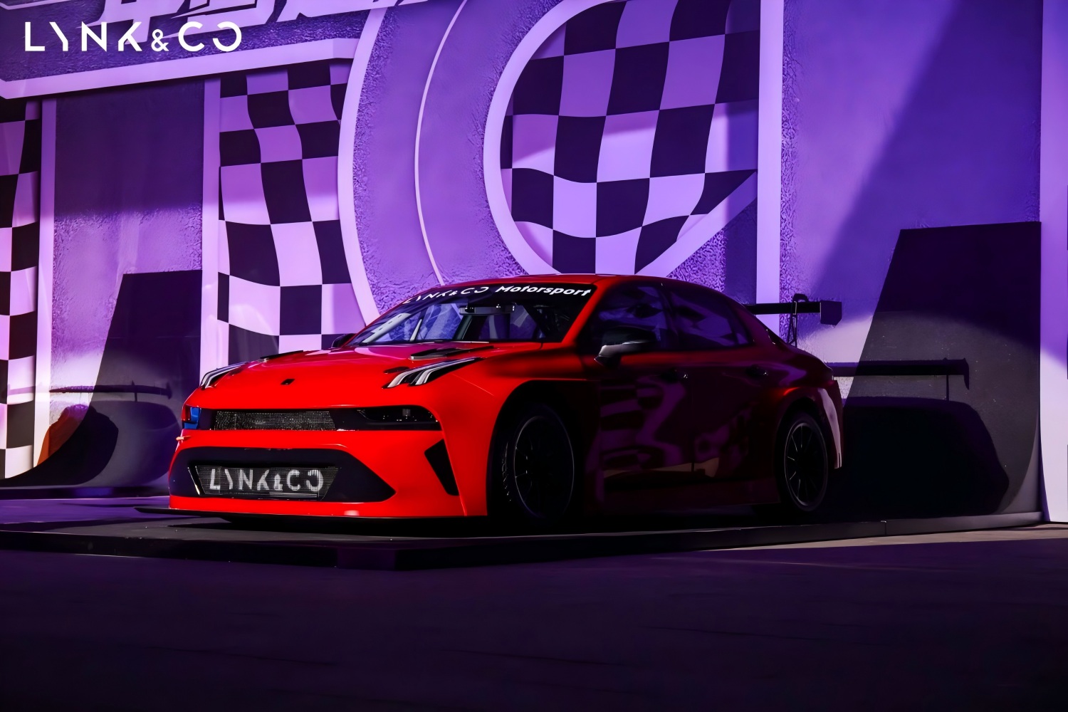 Read more about the article 中国赛车力量汇聚，实现新突破！