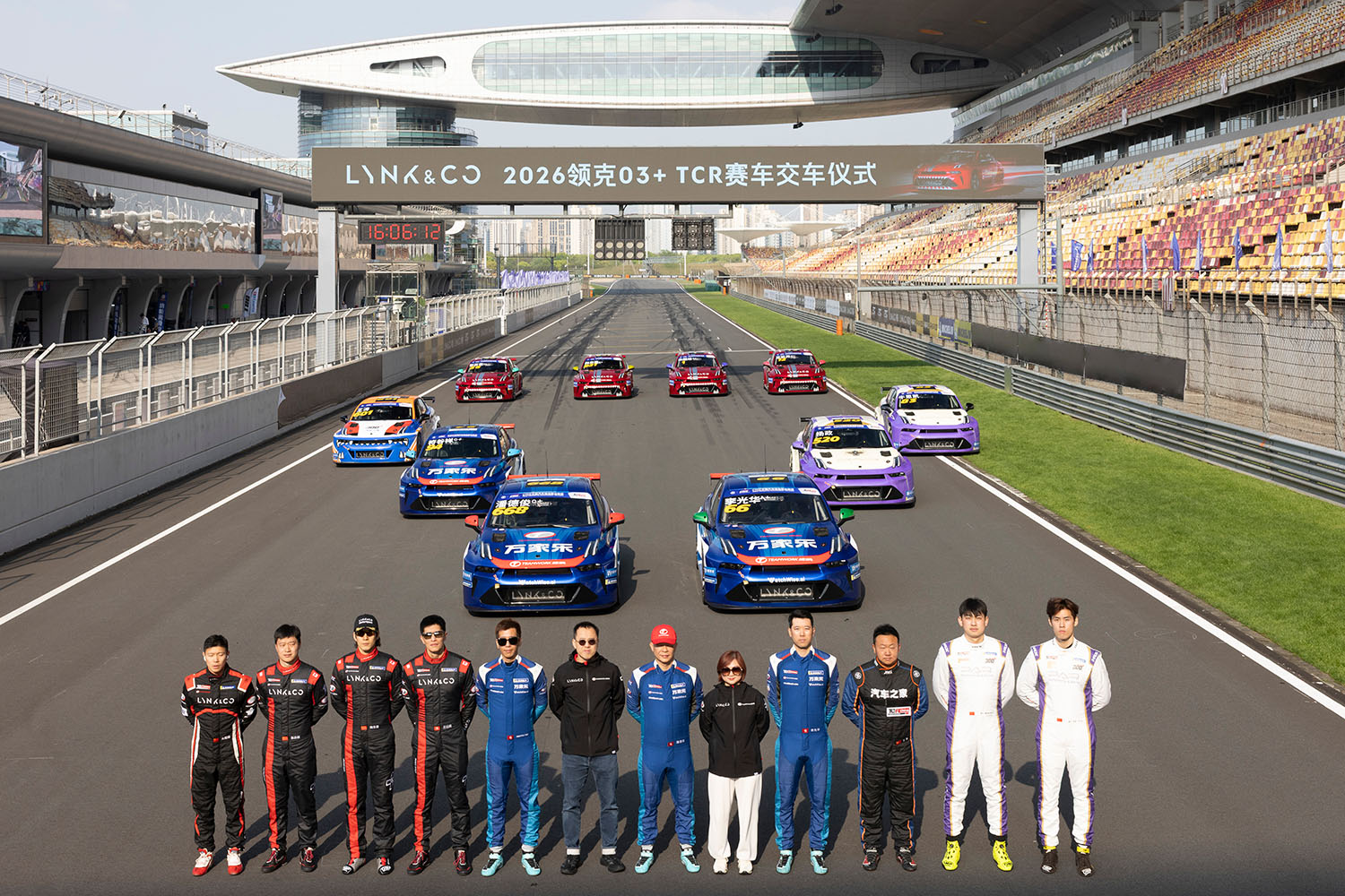 Read more about the article 七车同阵｜捷凯以领克03+TCR 赛车为点，铺就领克赛车全新竞速版图