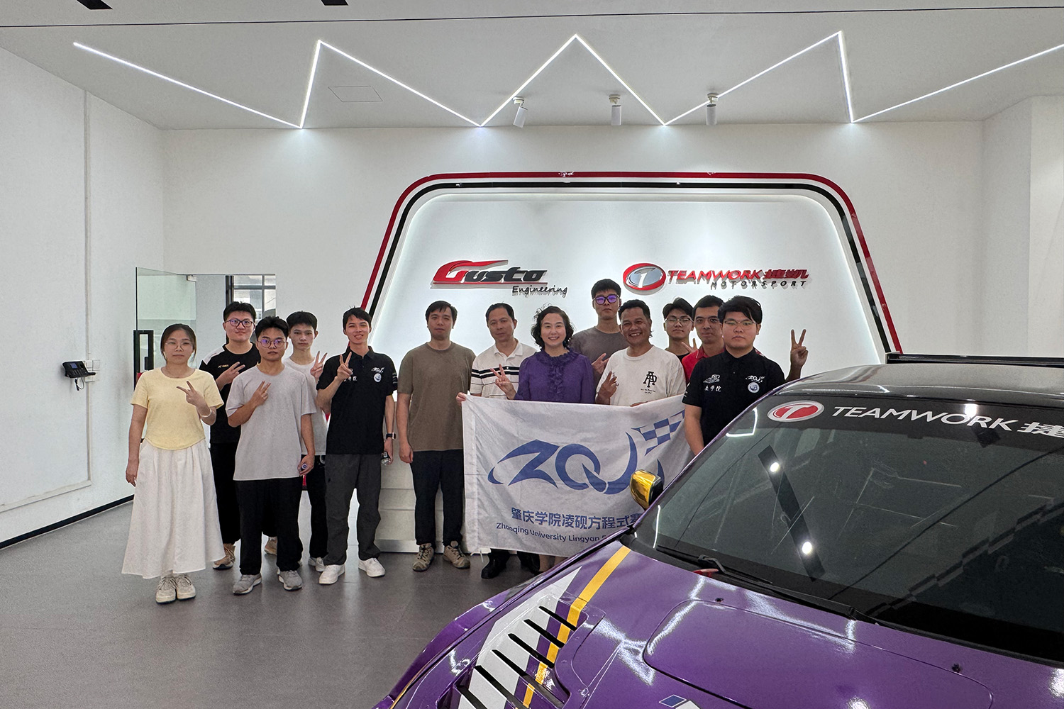 Read more about the article 赛场之外，育才为本｜捷凯车队持续赋能大学生方程式车队成长